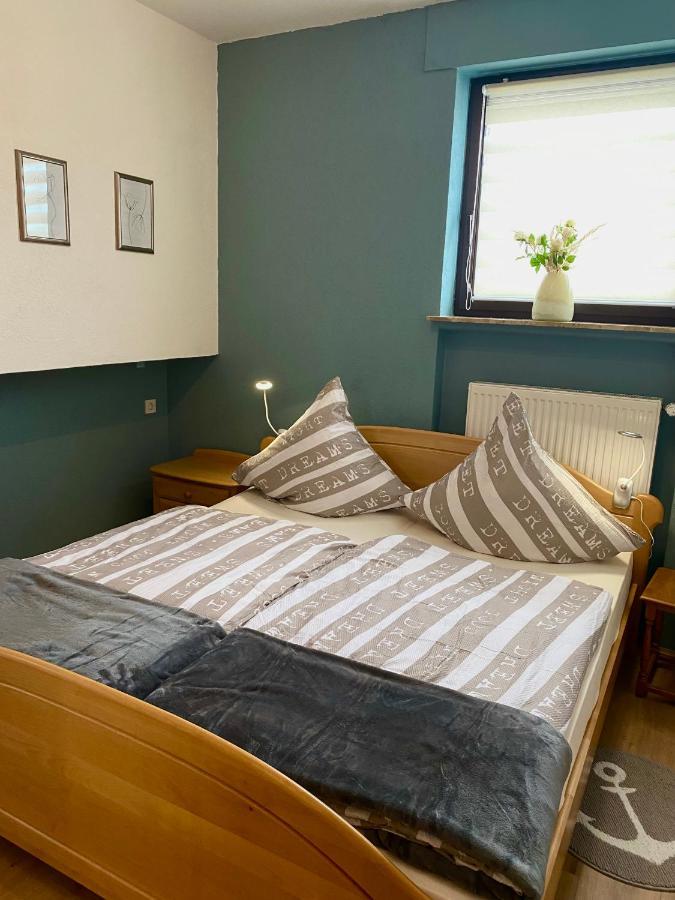 Ferienwohnung Laura Bremm Bagian luar foto